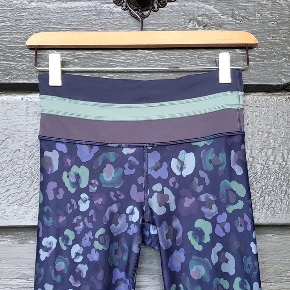 ATHLETA Elation Abstract 7/8 Powervita Legging XSP - Picture 4 of 11